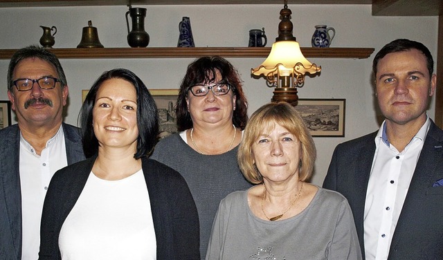 Vorstand des VdK Brombach-Haagen-Hauin...Turowski, Edith Hagin und John Jehle.   | Foto: Schleer