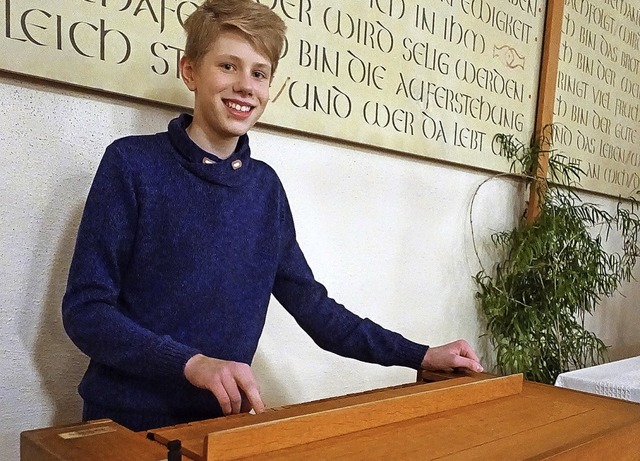 Der 14-jhrige Philipp Krning aus Eic...nigsgeschichte in der Kirche Eichen.   | Foto: Roswitha Frey