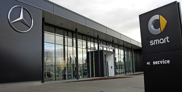 Das neue Autohaus an der Neudorfer Strae.   | Foto: Frey