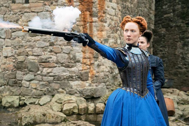 Saoirse Ronan spielt die junge Maria Stuart.  | Foto: dpa