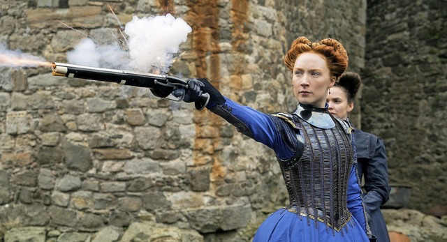 Saoirse Ronan spielt die junge Maria Stuart.   | Foto: Universal Pictures/dpa