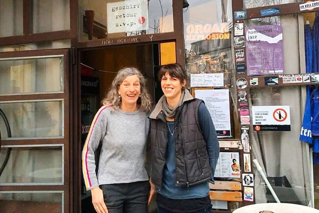 Ines Henne (links) und Caroline Günther leiten jetzt das Jos-Fritz-Café  | Foto: Alexander Ochs
