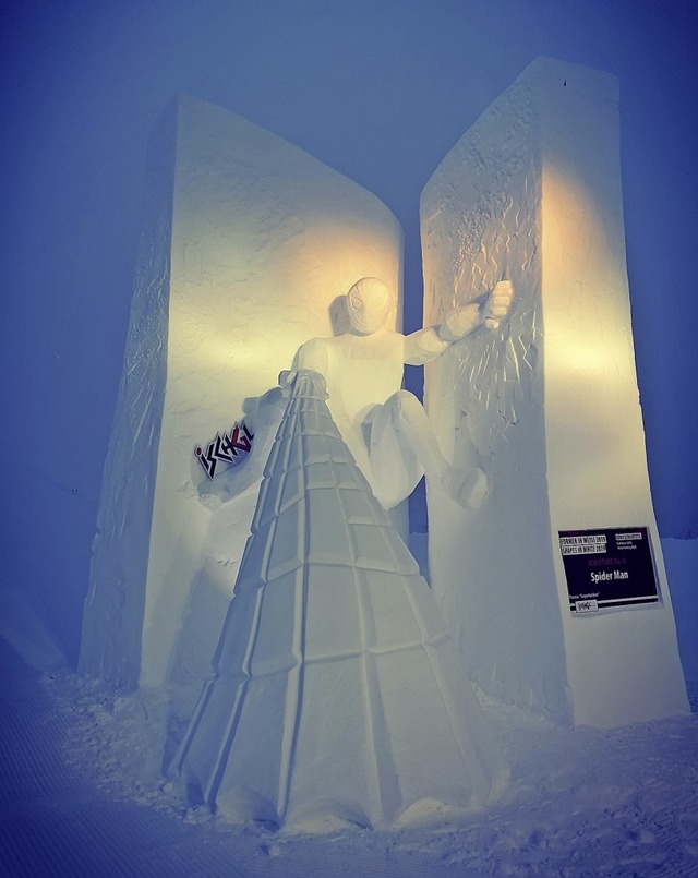 Ralf Rosa und Peter Fechtig bauten den... Schneeskulpturenwettbewerb in Ischgl.  | Foto: Ralf Rosa