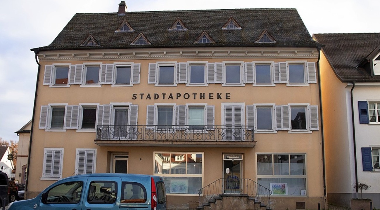 Das markante Gebude am Marktplatz, in...absehbarer Zeit saniert und umgebaut.   | Foto: Mnch