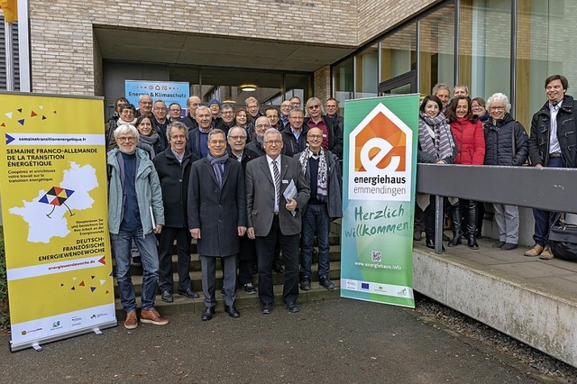 Gleich geht es los: Mehr als 40 Teilne...franzsische  Energiewochenende dabei.  | Foto:  Jens Glade/Landsratsamt