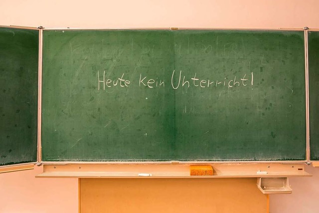 Vor allem an Grundschulen fehlen  Lehr...ie werden dort auch schlecht bezahlt.   | Foto:  Animaflora Pics Stock/stock.adobe.com
