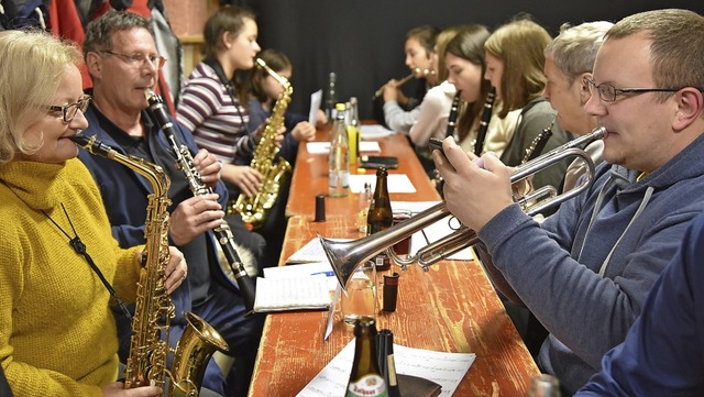 Zu Beginn musizierten die Mitglieder d...eins Wyhlen bei der Hauptversammlung.   | Foto: Martin Eckert