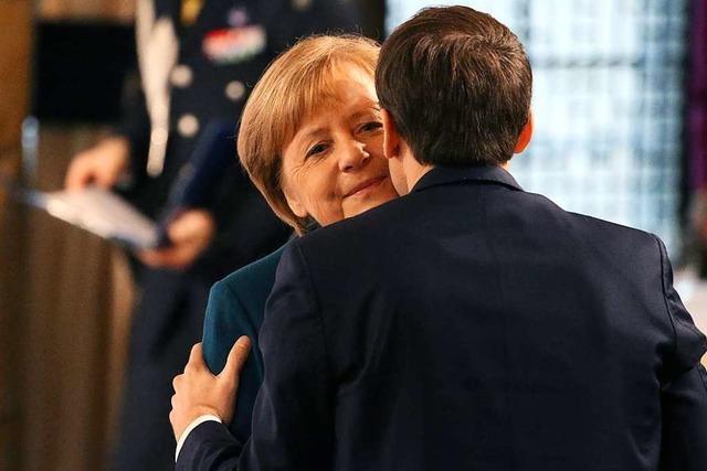Merkel und Macron unterzeichnen neuen deutsch-französischen Freundschaftsvertrag