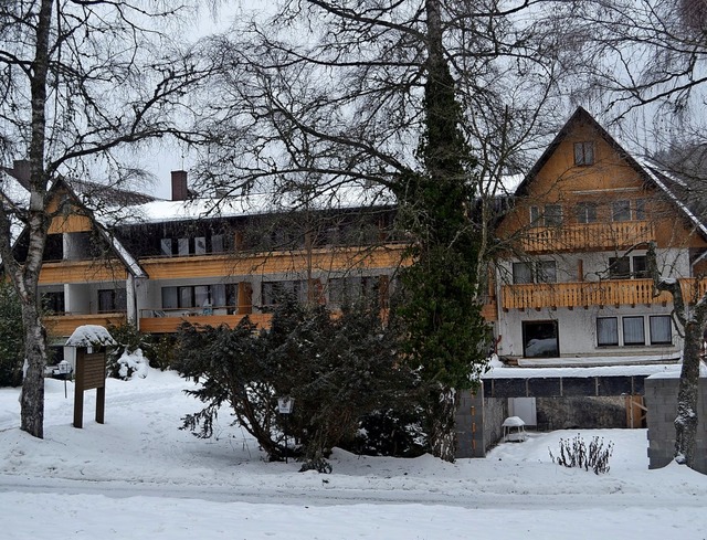 Das einstige Hotel Ebi in Friedenweile...nutzt und soll jetzt umgebaut werden.   | Foto: Liane Schilling