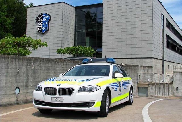 Schweizer Polizei beschlagnahmt Auto eines deutschen Rasers