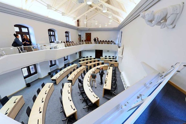 Hier wollen die &#8222;Brger fr Frei...in: der Ratsaal im Freiburger Rathaus.  | Foto: Ingo Schneider