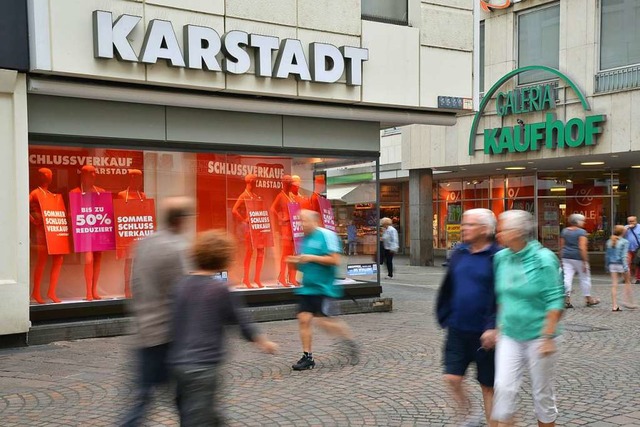 Die Holding von Karstadt und Kaufhof befindet sich in einer Krise.  | Foto: dpa