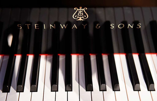 Kritische Tne gibt es zum Erwerb des dritten Steinway-Flgels der Stadt Wehr.   | Foto: Symbolbild: Marcus Brandt (dpa)