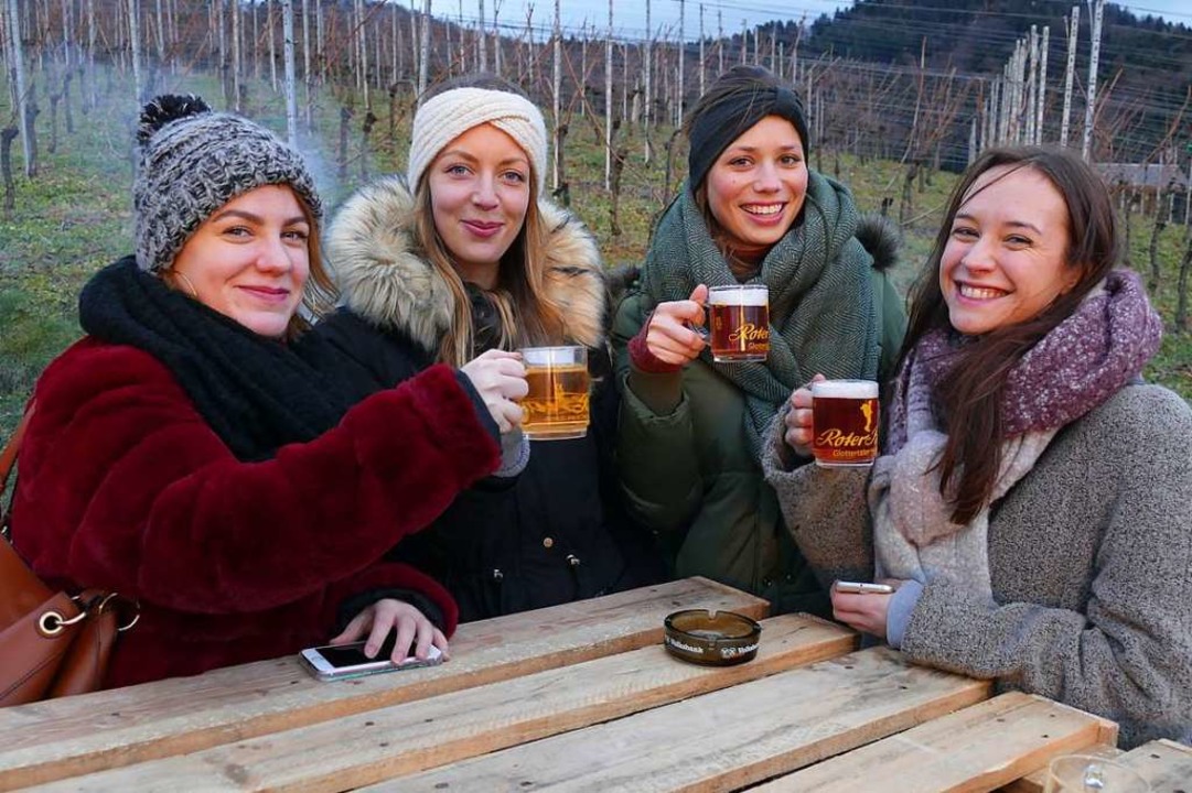 Gute Laune, Gemtlichkeit und drei ver... Glhweine gab es beim Winterweinfest.  | Foto: Christian Ringwald