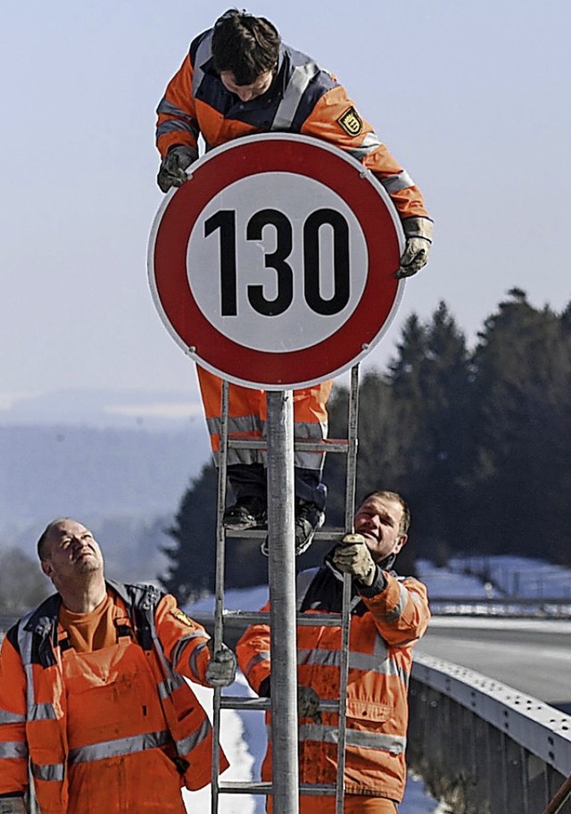 Viele Leser halten eine Geschwindigkeitsbegrenzung auf Autobahnen fr klug.   | Foto: dpa