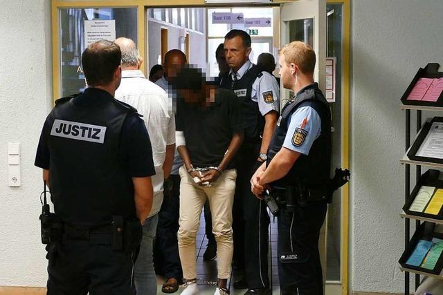 Prozessauftakt: 27-Jhriger steht nach Messer-Angriff auf Offenburger Arzt vor Gericht