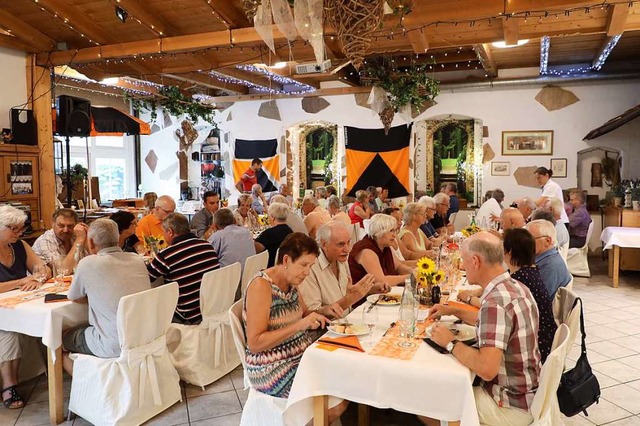 Gut besuchtes Grillfest zum 70. Geburtstag 2018.  | Foto: Christoph Breithaupt