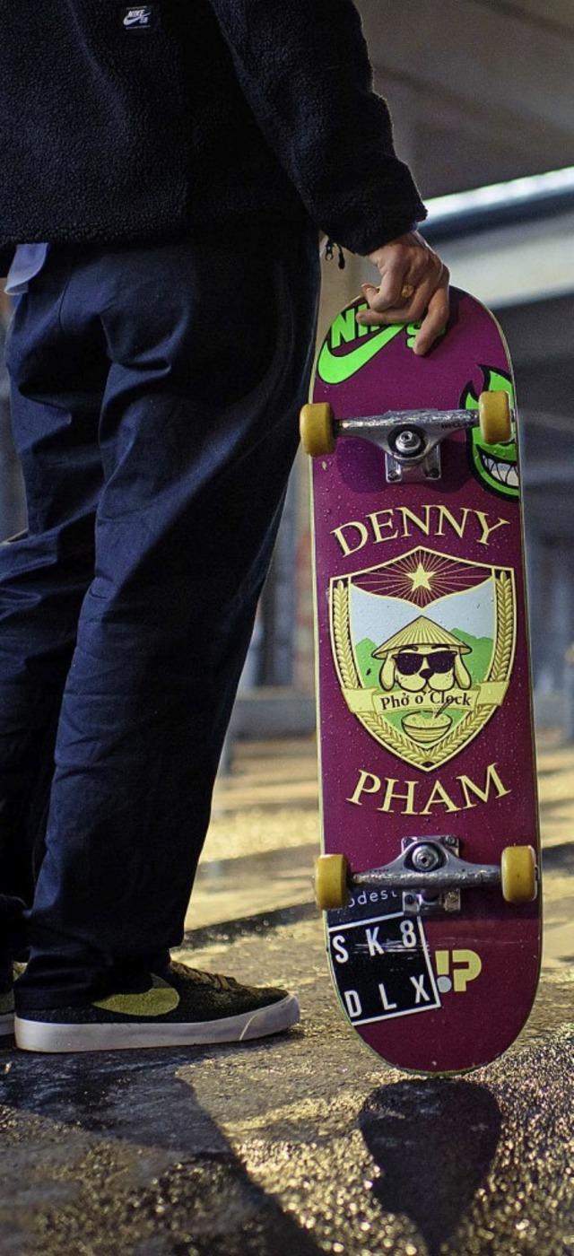 &#8222;Das Board ist  ein Ausdrucksmit...0;, sagt Skate-Pionier Titus Dittmann.  | Foto: dpa