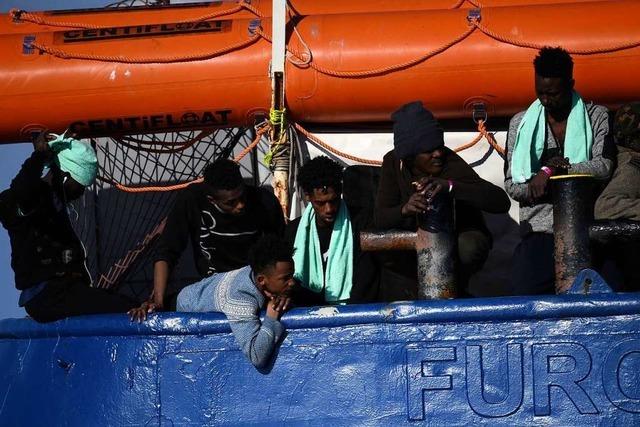 Migranten von Schiff Sea-Watch knnen an Land