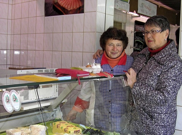 Mit viel Herzblut hat Gertrud Glunz (l... Brigitte Schrter bedauert das Ende.   | Foto: Anita Reichart