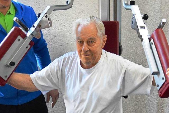 Dieser Schopfheimer geht noch mit 88 regelmäßig ins Fitnessstudio