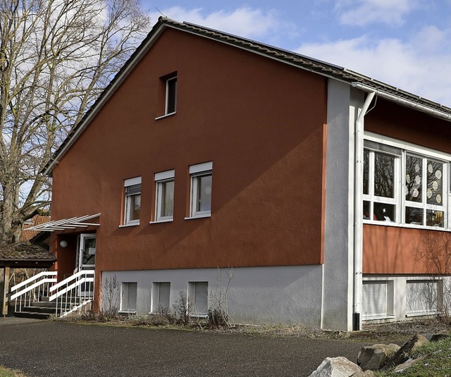 Im Oberau-Kindergarten (links) wird vo...Allmannsweier erhlt gar einen Anbau.   | Foto: Christoph Breithaupt