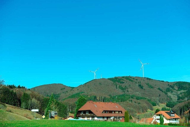 Diese Fotomontage des Planungsbros Wi...hen einmal wahrgenommen werden knnte.  | Foto: ZVG  (Windkraft Schonach GmbH)