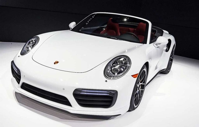 Um ihn geht es: der Porsche 911  | Foto: dpa