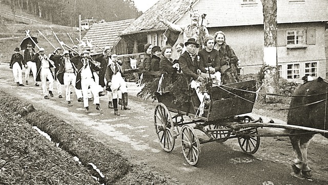 Schon in den Vorkriegsjahren  feierte  Eisenbach kleinere Fasnetsumzge.   | Foto: Archiv Narrenzunft Eisenbach