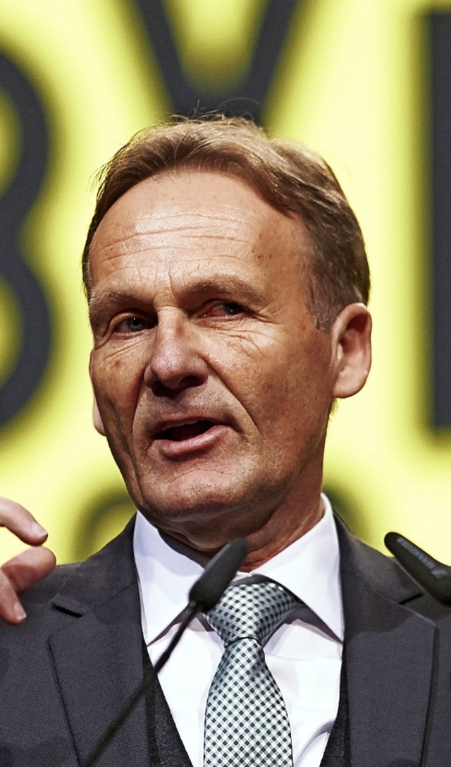 Hans-Joachim Watzke vertritt Borussia ...arl-Heinz Rummenigge  Bayern Mnchen.   | Foto: dpa