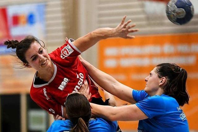 Fotos: Handballerinnen der HSG Freiburg bezwingen SV Allensbach im Spitzenspiel