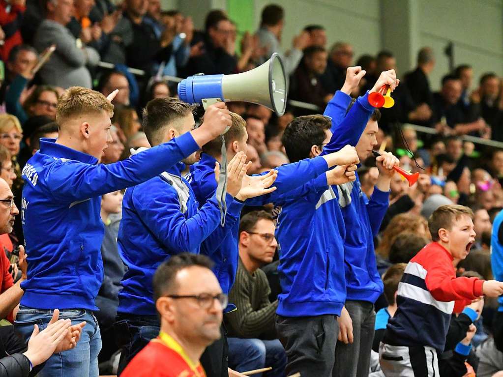 Ein Handballfest in der Freiburger Wentzingerhalle erlebten 550 Zuschauer. Die Handball-Union gewinnt das Spitzenspiel der Landesliga und lst den TV Herbolzheim als Tabellenfhrer ab.