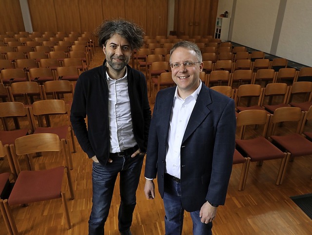 Friedhelm Matter (links) und Dirk Gart...die Einweihung nach Umzug und Umbau.    | Foto: Christoph Breihaupt