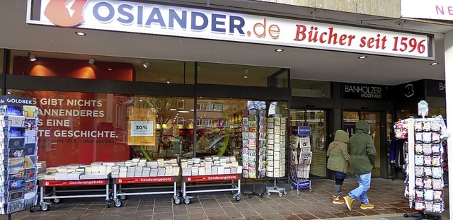 Traditionsreicher Neuzugang: die Osiandersche Buchhandlung an der Karlstrae.    | Foto: Julia Berger