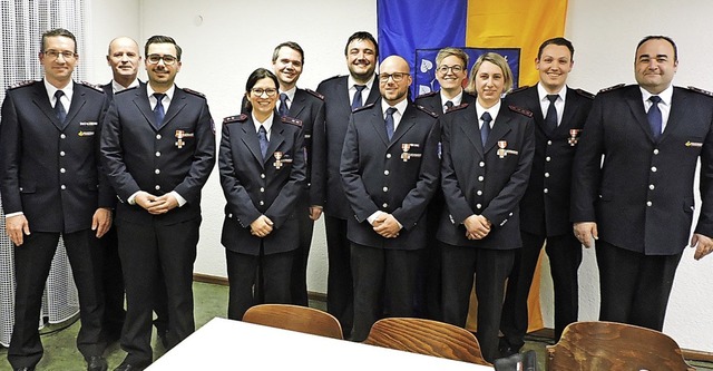 Abteilungskommandant Frank Stader mit ...rtin Hoch und Christian Klein (v.r.).   | Foto: Sre