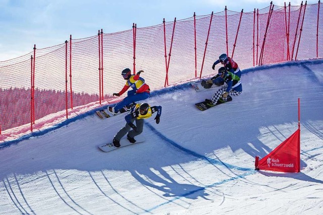 Der FIS Snowboard Cross Weltcup ist ei...ght der Wintersaison auf dem Feldberg.  | Foto: Baschi Bender