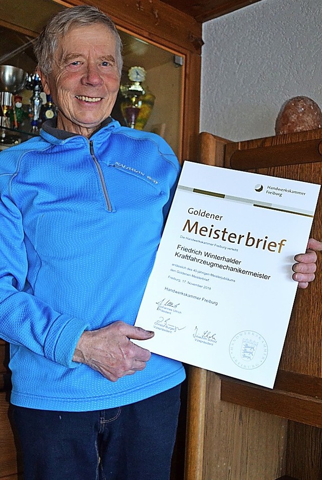 Friedrich Winterhalter aus Friedenweiler hat den Goldenen Meisterbrief erhalten.  | Foto: Liane Schilling