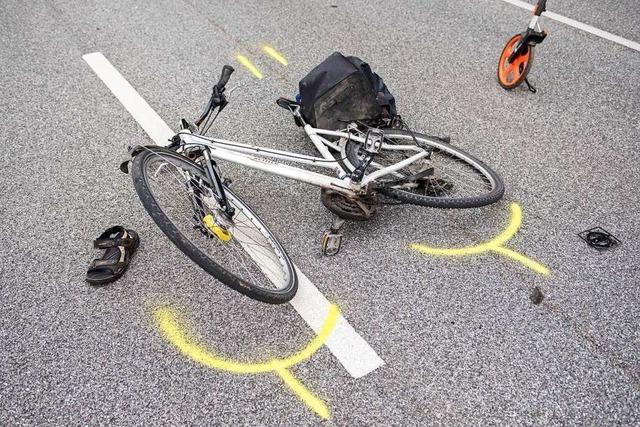 Fahrradfahrer wird bei Unfall in Lörrach leicht verletzt