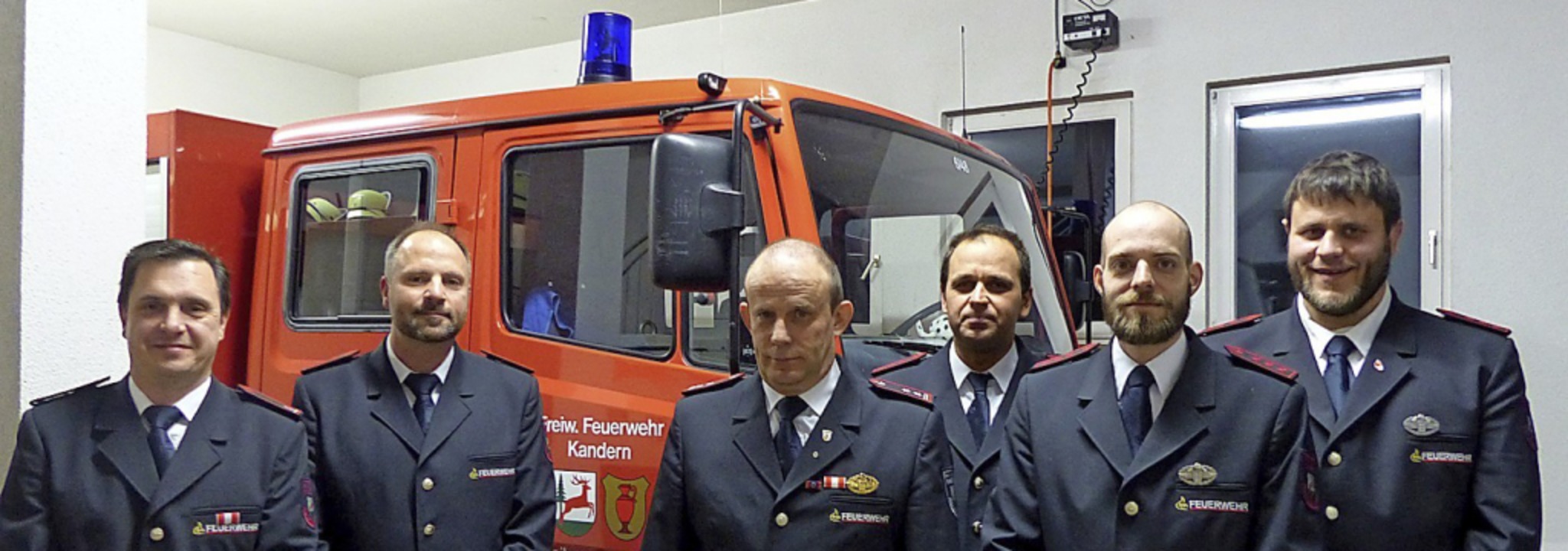 Der Ausschuss der Abteilungsfeuerwehr ... Mder und Mathias Wieber (von links)   | Foto: Anika Lenke