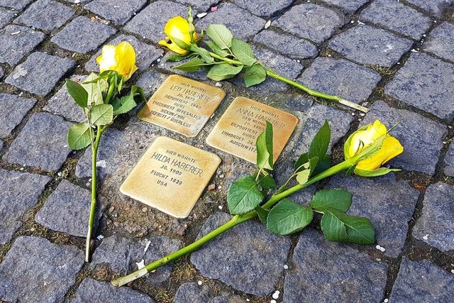 Ob es bald, wie auf dem Bild zu sehen ... Gedenken in Lrrach gibt, ist unklar.  | Foto: Karl Kovacs