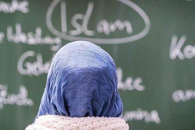 Ministerin Eisenmann wirbt um Mitarbeit von Ditib beim Islam-Unterricht