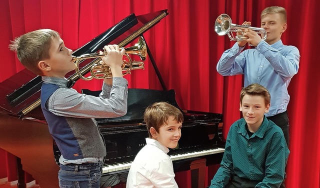 Junge Talente bei &#8222;Jugend musizi...ammet, Maxim Walz und  Lennart Menze    | Foto: Ute Menze