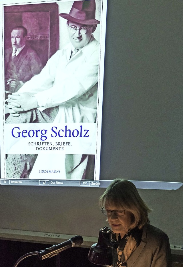 Kunsthistorikerin Ursula Merkel stellt... und Dokumenten von Georg Scholz vor.   | Foto: Helmut Rothermel