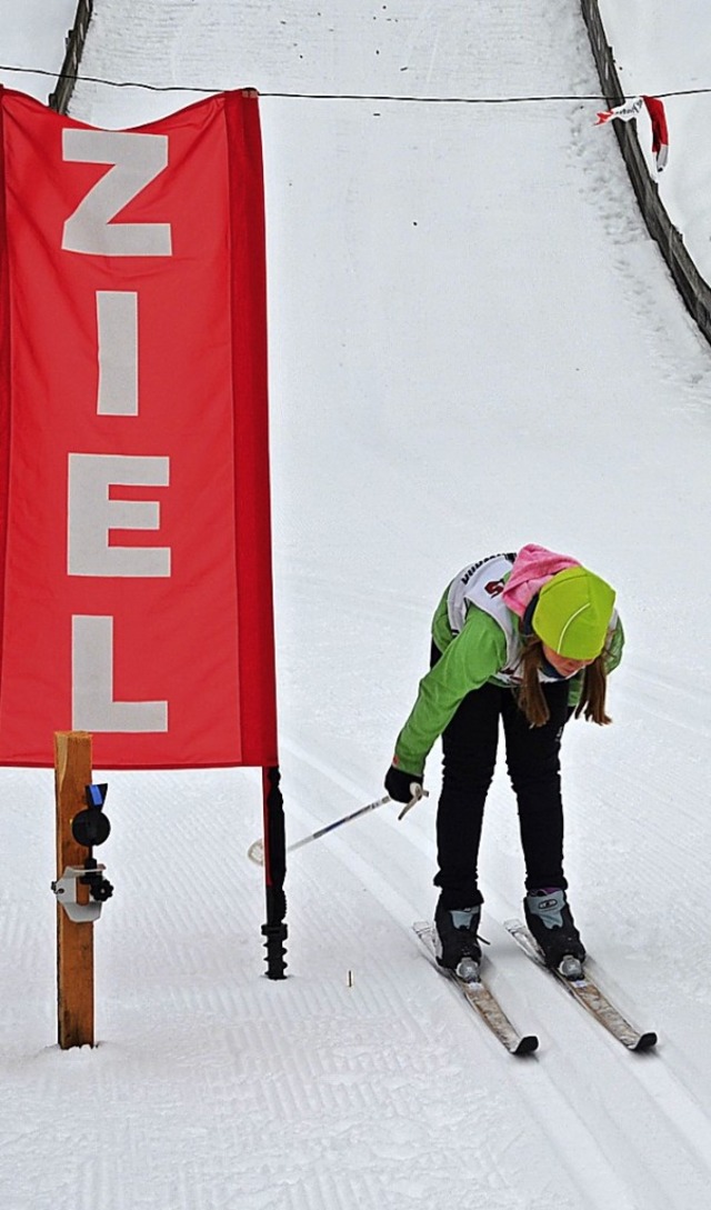 Endlich geschafft: Eine Langluferin e...enden Lufern Aufwrmbungen (rechts).  | Foto: Christiane Sahli