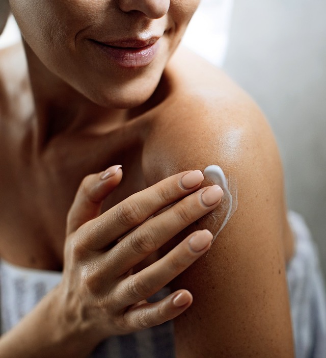 Fortschrittchen: Eine hormonell wirksa... Bodylotions &#8211; verbannt werden.   | Foto: Fotos: adobe.com