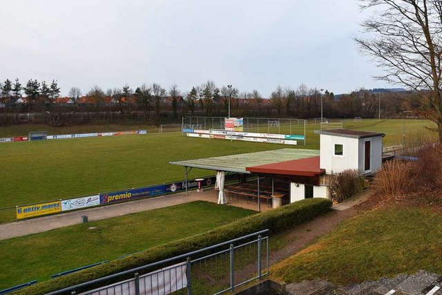 Der FC Denzlingen zahlt keine Pacht f...offenbar nicht mehr aus eigener Kraft.  | Foto: Michael Maier