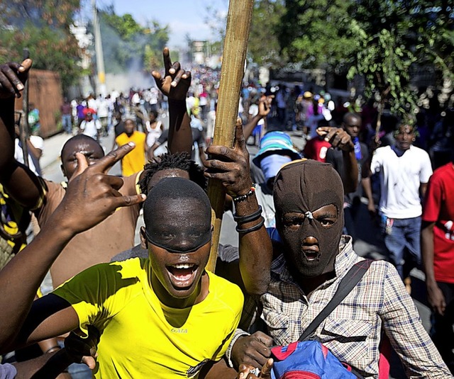 Demonstranten in Port-au-Prince  | Foto: dpa