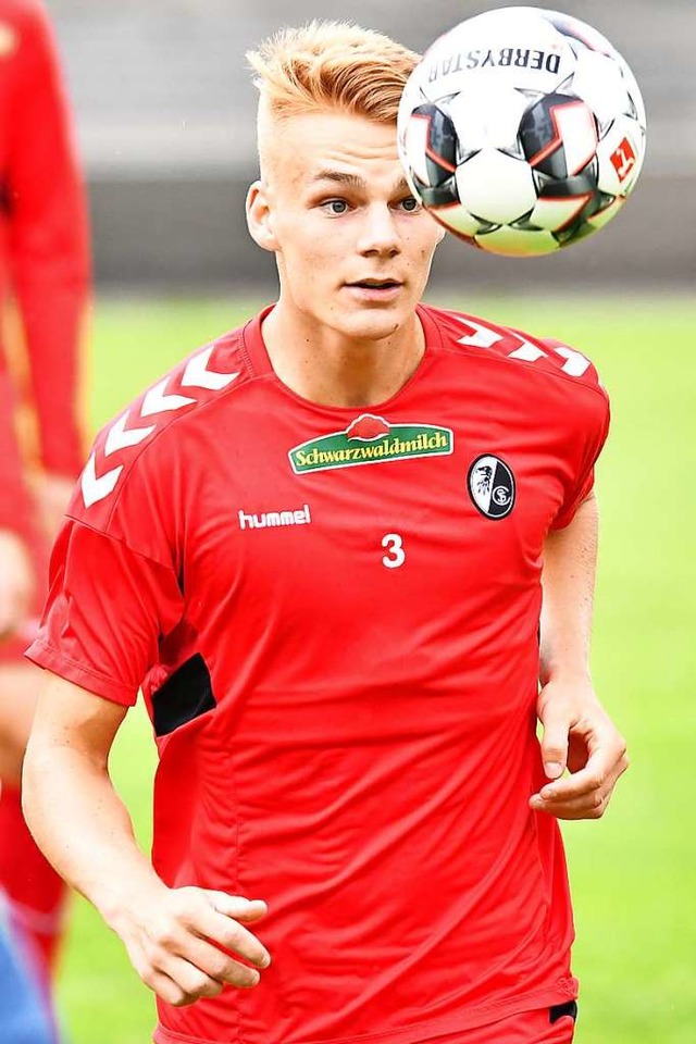 Ist im SC-Training immer am Ball geblieben: Philipp Lienhart  | Foto: Achim Keller