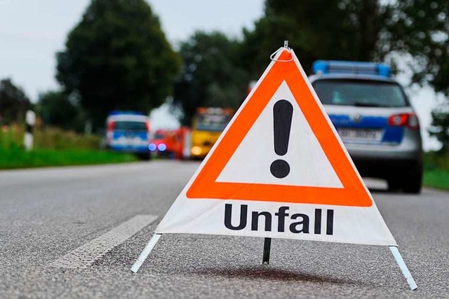 Bei einem Auffahrunfall in Richtung Fr...nes Autos verletzt worden. Symbolbild.  | Foto: Benjamin Nolte