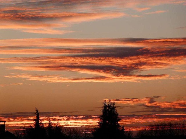 ber Eimeldingen brennt der Himmel.  | Foto: Hedy Huber